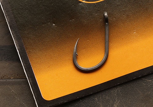 Fox Armapoint Wide Gape Beaked Hooks - Image 3